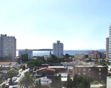 Dos dormitorios con vista al mar