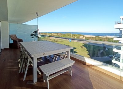 Amplio Penthouse con hermosa vista al mar y amplios espacios