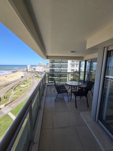 Tres dormitorios frente al mar con hermosa vista