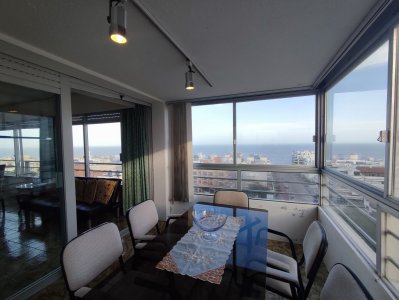 Dos dormitorios en Península con vista al mar