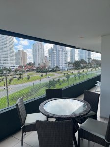  Tres dormitorios en Playa Mansa en venta