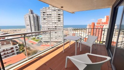 Dos dormitorios amplios con vista al mar