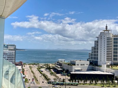 Tres dormitorios con vista al mar 