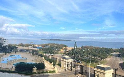 Tres dormitorio en suite con vista al mar