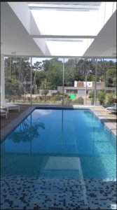 Un dormitorio con excelente ubicación sobre Roosevelt