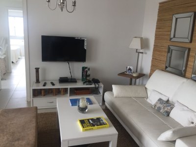 Hermoso departamento en alquiler a pasos de playa Brava