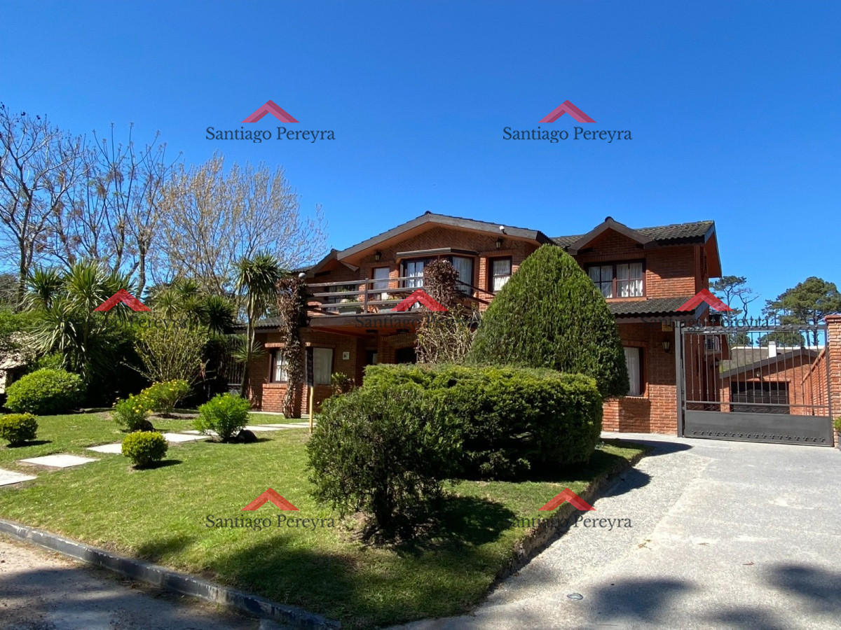 Beverly Hills - GoPunta - Portal Inmobiliario de Punta del Este - Maldonado