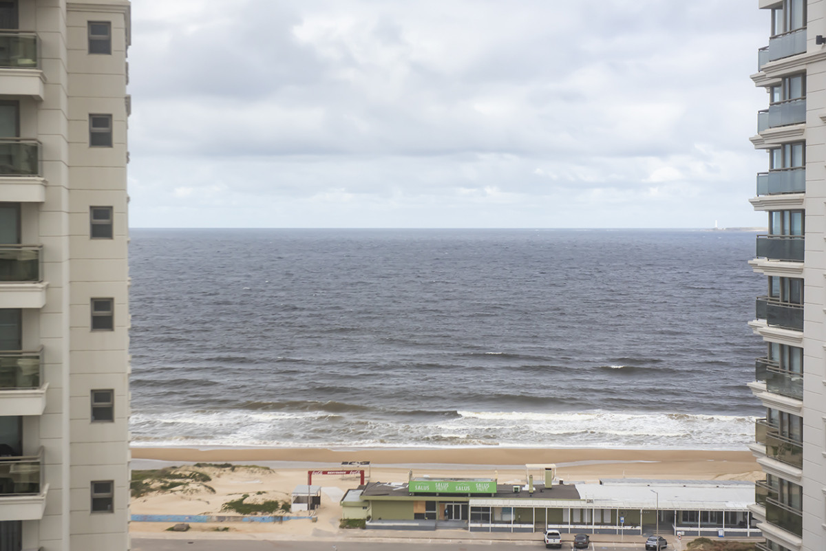 Imagen de Torre Imperiale | Apartamento de 2 dormitorios con excelente vista al mar.