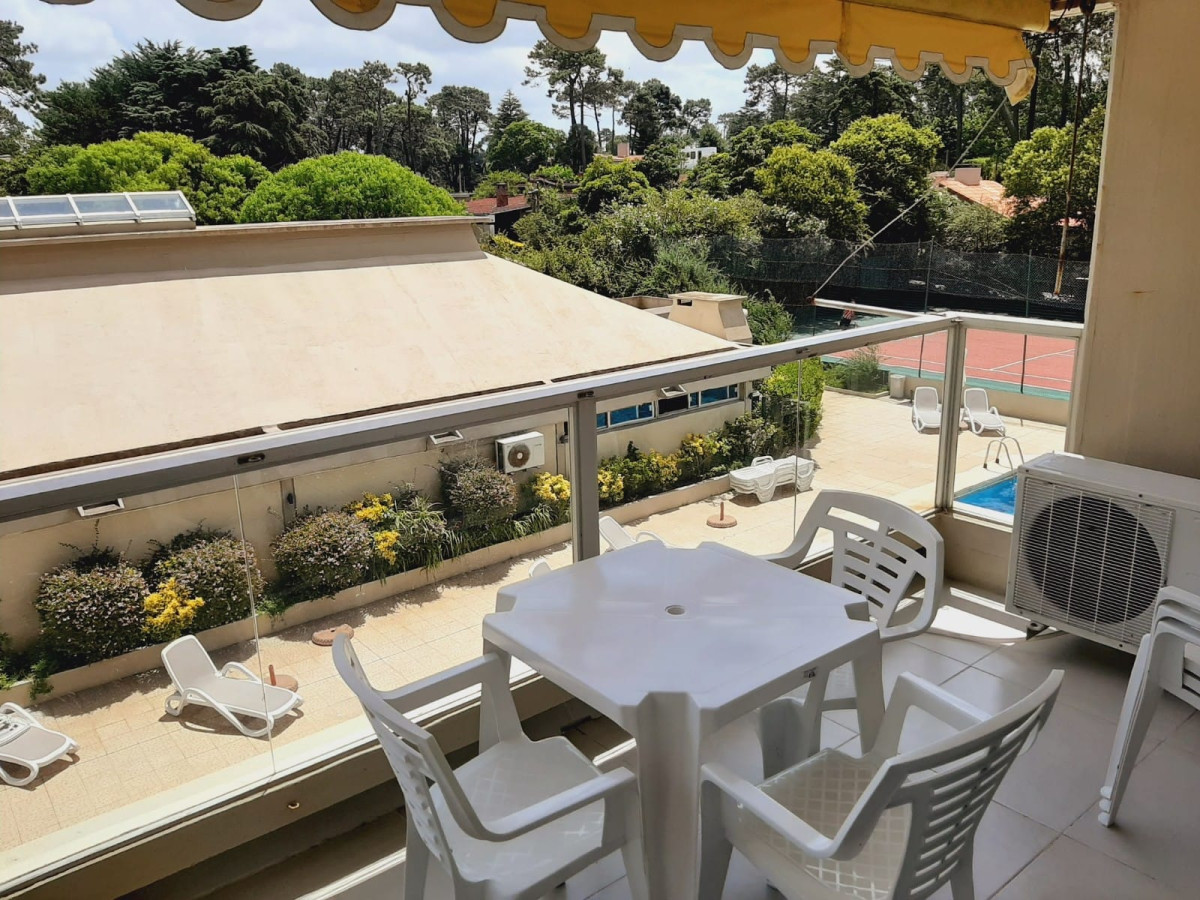Imagen de Apartamento en venta en sobre Av. Roosevelt 
