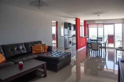 Departamento en venta, zona de playa Brava.