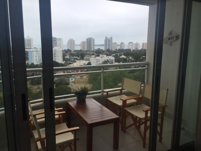 Apartamento de venta de 1 dormitorio y medio en Punta Del Este 