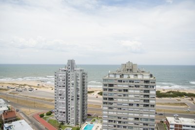 Departamento A ESTRENAR  de 2 dormitorios, piso alto, en venta. 