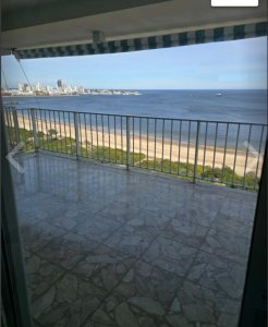 En venta apartamento de 3 dormitorios con terraza en Mansa, Punta del este