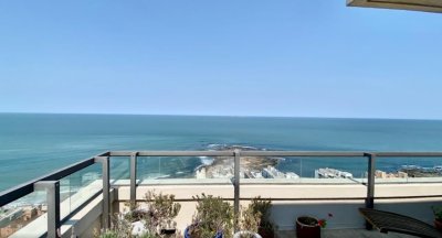 Penthouse en venta, 3 dormitorios con vista al mar. Punta del Este.