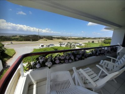 En venta apartamento en Brava, Punta del Este de 4 dormitorios 
