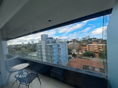 Vende departamento de 3 dormitorios y excelentes amenities en Mansa Punta del Este