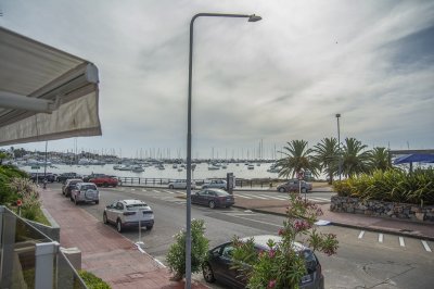 Departamento proximo al Puerto con barbacoa y piscina propia