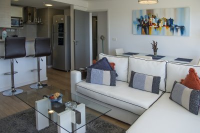 Apartamento en Alquiler de 2 dormitorios en Edificio Alexander Boulevard , Punta del este 