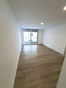 venta Apartamento de 2 dormitorios a Estrenar con Patio en Cordón - Montevideo!