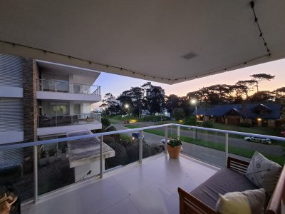 Departamento 2 dormitorios en venta en complejo nuevo con amenities. 