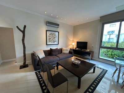 Venta Departamento de 1 dormitorio en Playa Brava. Torre Imepriale.