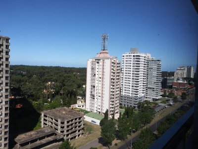 Apartamento en Roosevelt - Punta del Este