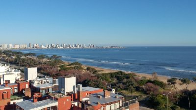 Venta Apartamento 1 dormitorio en zona Mansa, Punta del Este a pocos metros del mar