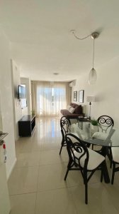 Departamento de 1 dormitorio en venta, sobre Av. Roosevelt. Con amenities. 