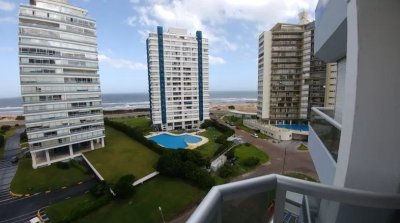 Apartamento en venta a cuadras del mar 