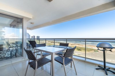 Vende Apartamento en Brava - Punta del Este de 4 dormitorios
