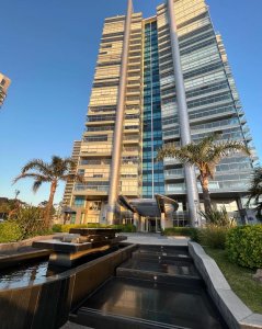 Apartamento en Venta de 3 dormitorios en Edificio Miami Boulevard , Punta del este , Playa Mansa