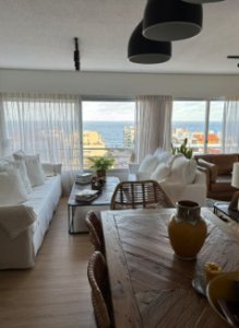 Departamento de 3 dormitorios con vista al mar en Peninsula , Punta del este