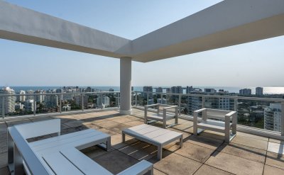 Increibles vistas desde todas las areas del hermoso Penthouse en Torre One I