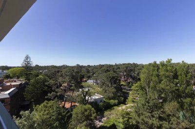 Apartamento en venta de 2 dormitorios en Punta Del Este 