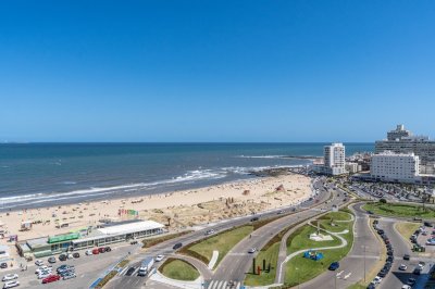 Espectacular Apartamento Frente al Mar Torre Imperiale