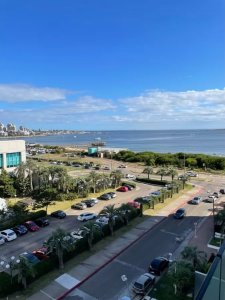 Espacioso departamento de 1 dormitorio en Saint Honore, amplio y comodo