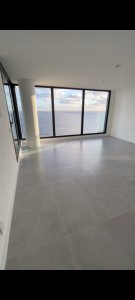 Venetian de 3 dormitorios en suite, en venta con vista al mar en Punta del Este