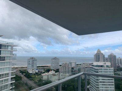 Departamento en venta en Torre One, Punta del Este.