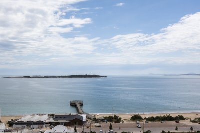 Departamento con vista al mar en edificio Alexander Collection