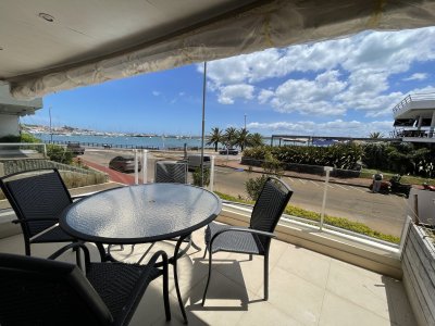 En venta apartamento en Peninsula de 3 Dormitorios