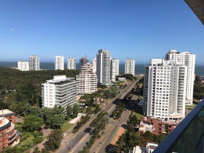 Departamento, de 3 dormitorios, a estrenar en Punta del Este