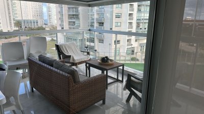 Vende departamento en Mansa de 3 dormitorios, con buena iluminacion.