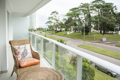Departamento de 1 dormitorio en playa Mansa. PUNTA DEL ESTE 