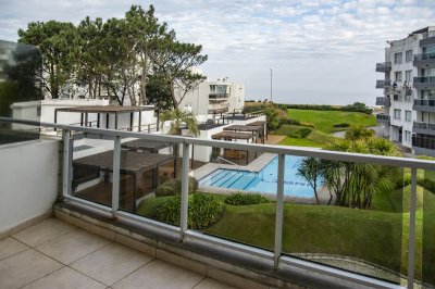 Departamento en venta a metros de Playa Mansa