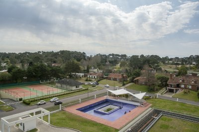 Departamento de 2 dormitorios en venta, Punta del Este