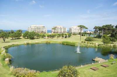 Lindo departamento de 2 pisos con agradable vista al mar.