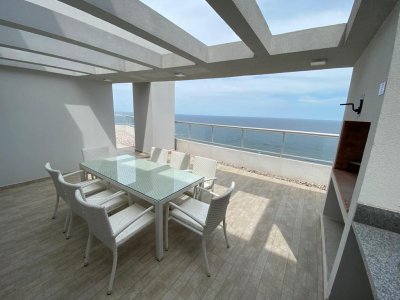 Departamento en venta de 4 dormitorios Punta Del Este