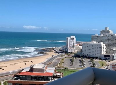 Apartamento en Venta de 2 dormitorio en Plata Brava , Punta del este 