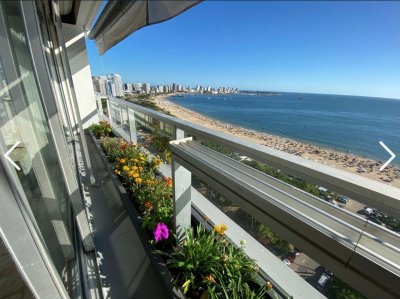 En venta apartamento de 2 dormitorios en Mansa, Punta del Este