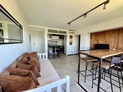 Apartamento en Mansa - Punta del Este en venta, de 1 dormitorio.